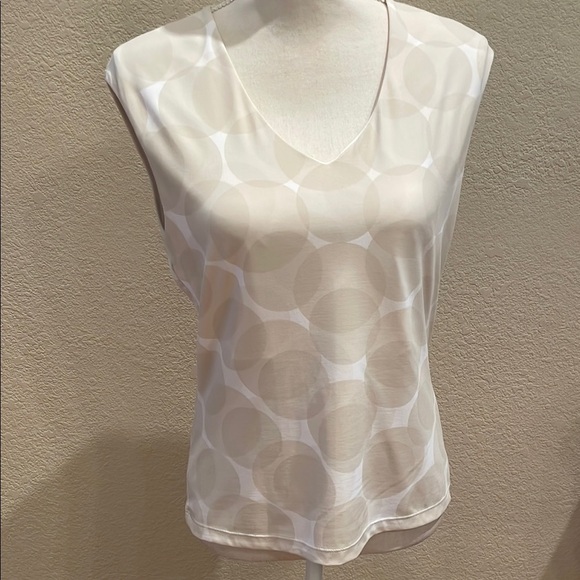 New The Limited Cream Scoop Neck Sleeveless Top - Picture 1 of 6